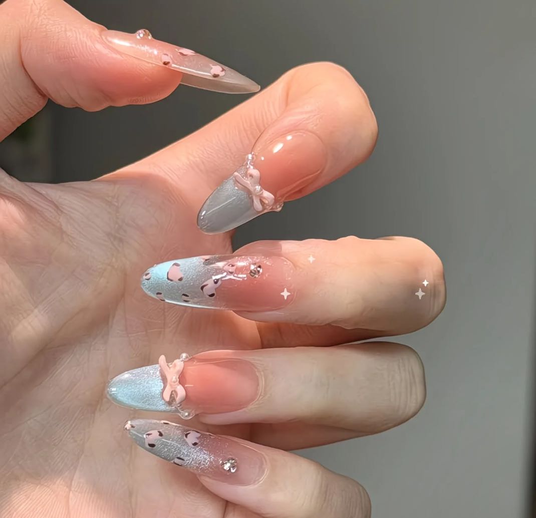 Blue Bow Dream Nails