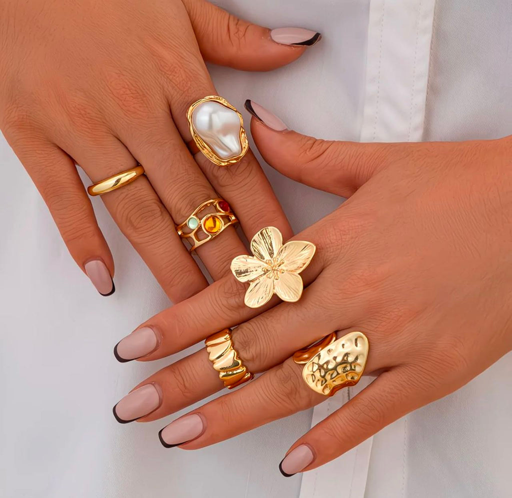 Golden Aura Statement Ring Set