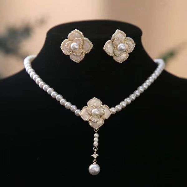 Pearl Flower Elegance Necklace & Earrings Set & Ring