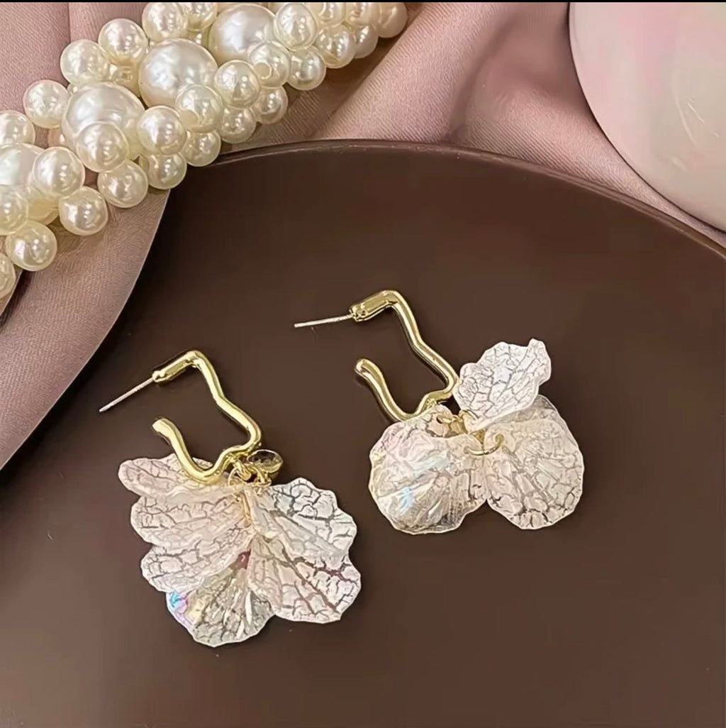 Pearl Petal Elegance Collection