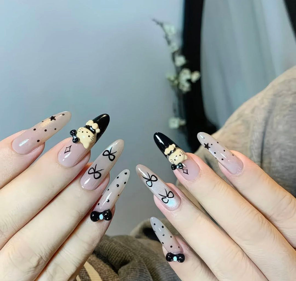 Midnight Kitty Charm Nails