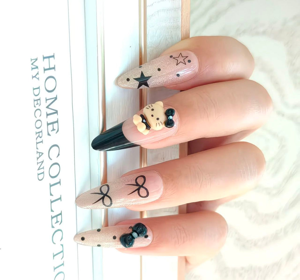 Midnight Kitty Charm Nails