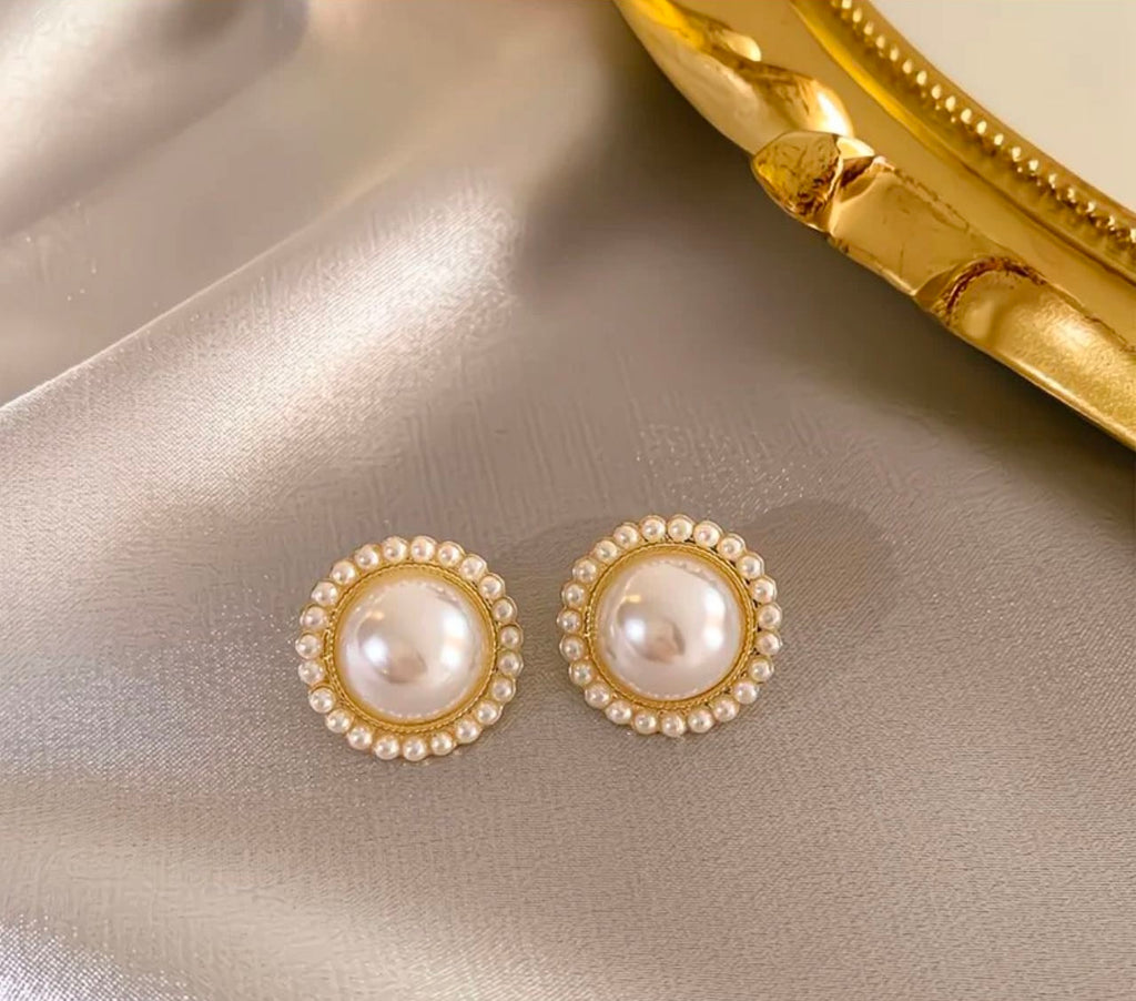 Elegant Retro Pearl Collection