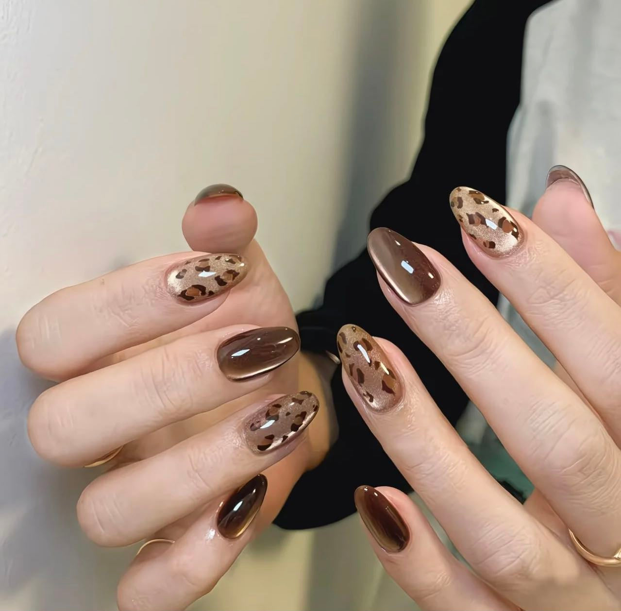 Mocha Leopard Chic Nails