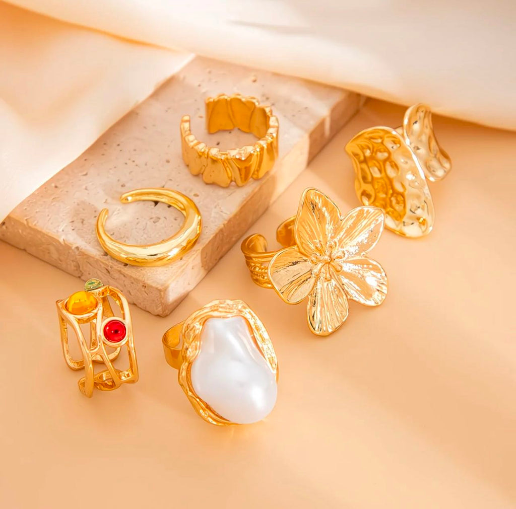 Golden Aura Statement Ring Set