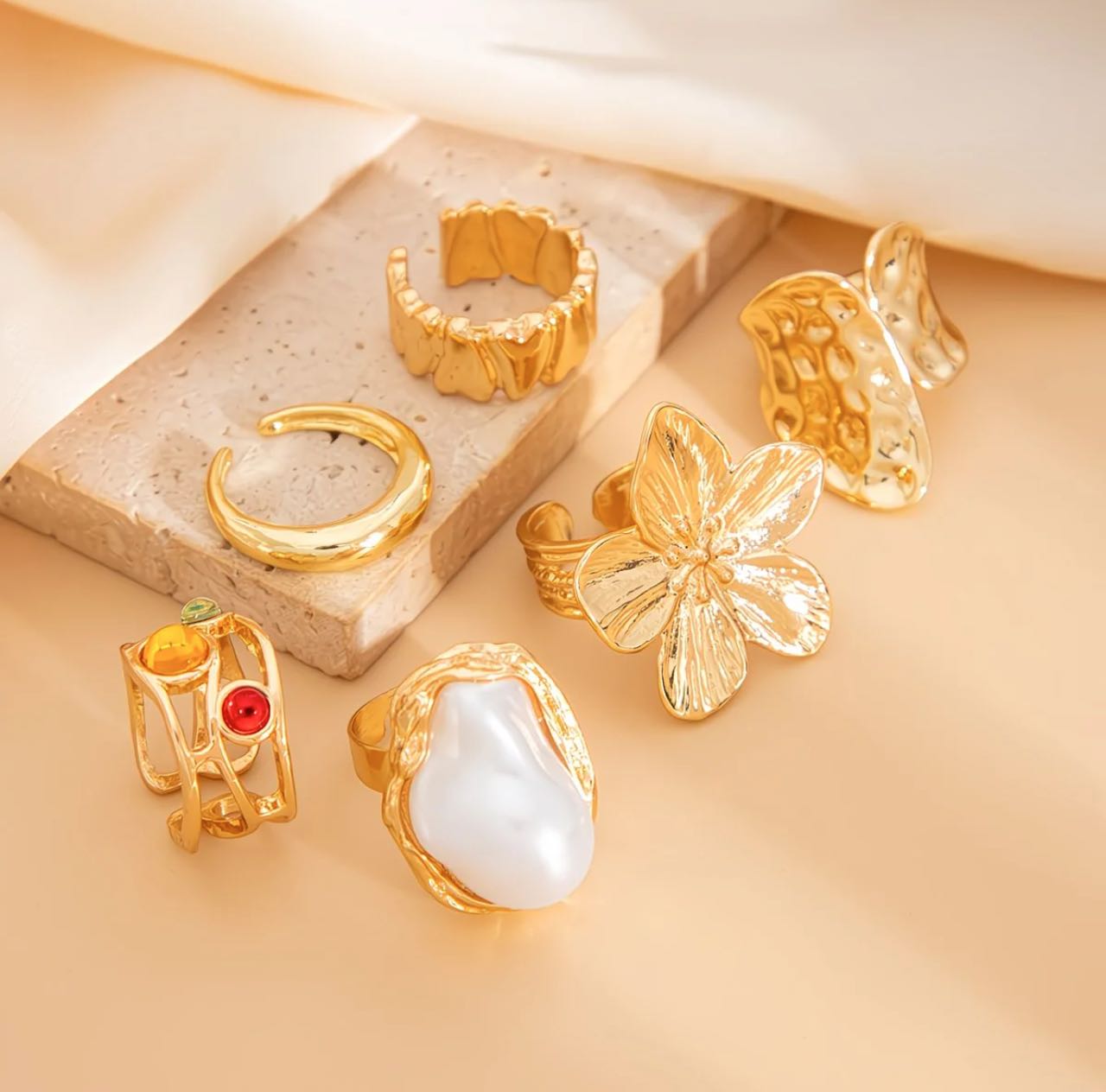 Golden Aura Statement Ring Set