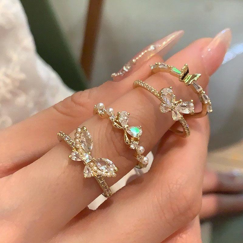 Elegant Crystal Bow 4 Ring
