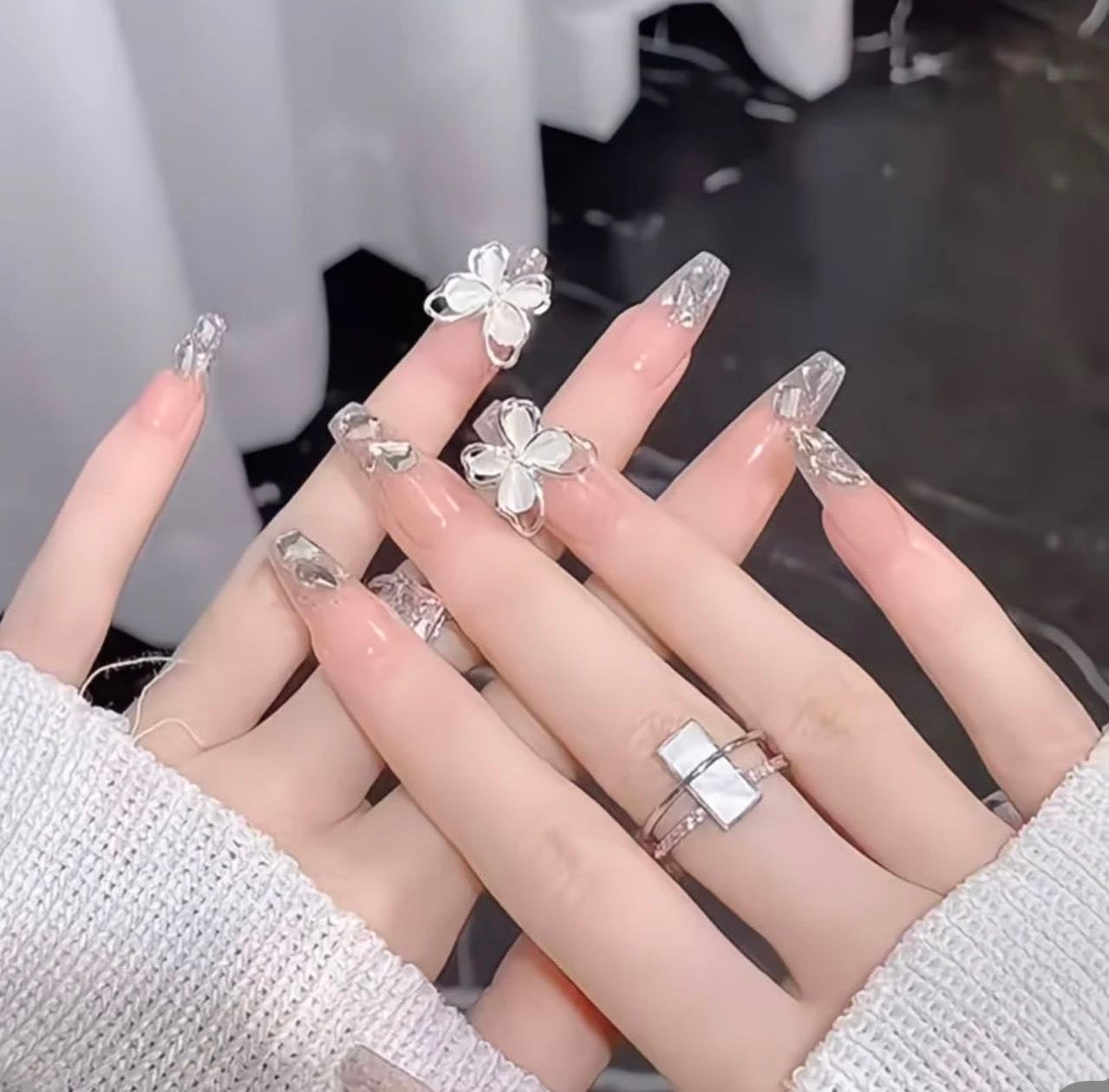 Butterfly Charm Nude Nails – Crystal Glitter Press-On Set