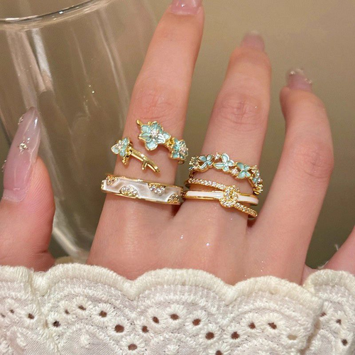 Blue Floral Gold-Tone FOUR Ring
