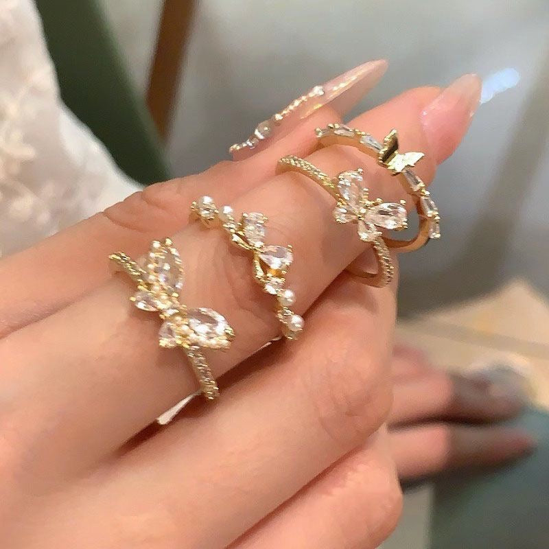 Elegant Crystal Bow 4 Ring