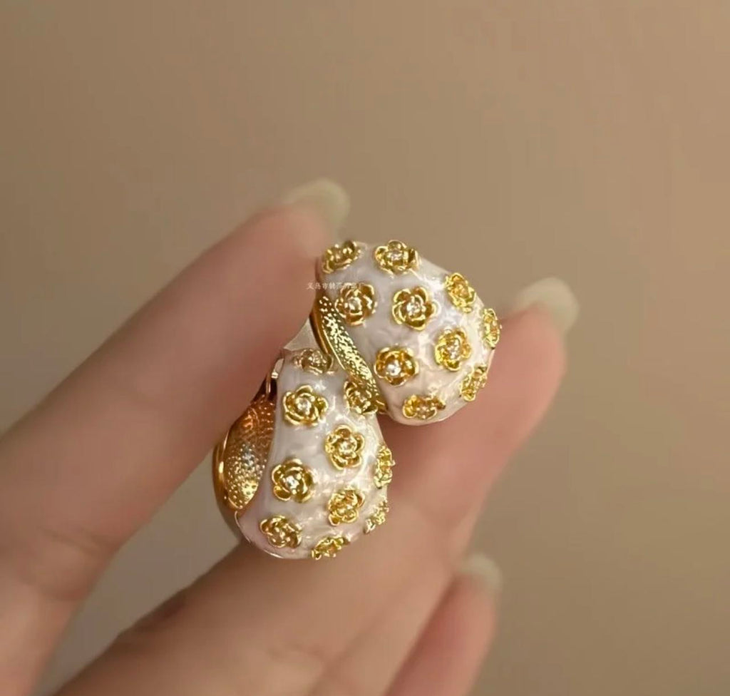 Golden Blossom Vintage Collection