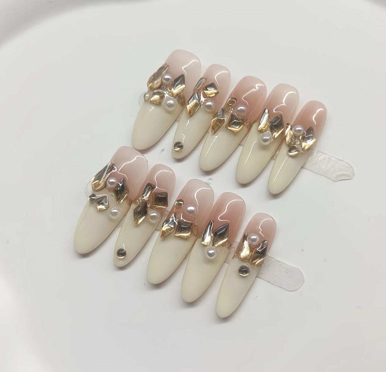 Golden Pearl Luxe Ombre Nails