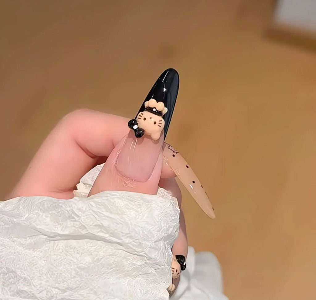 Midnight Kitty Charm Nails
