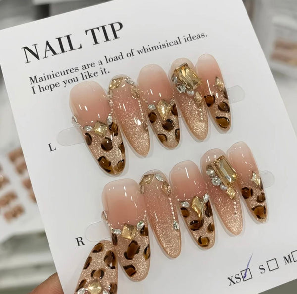 Luxury Leopard Glitter Nail Tip Set