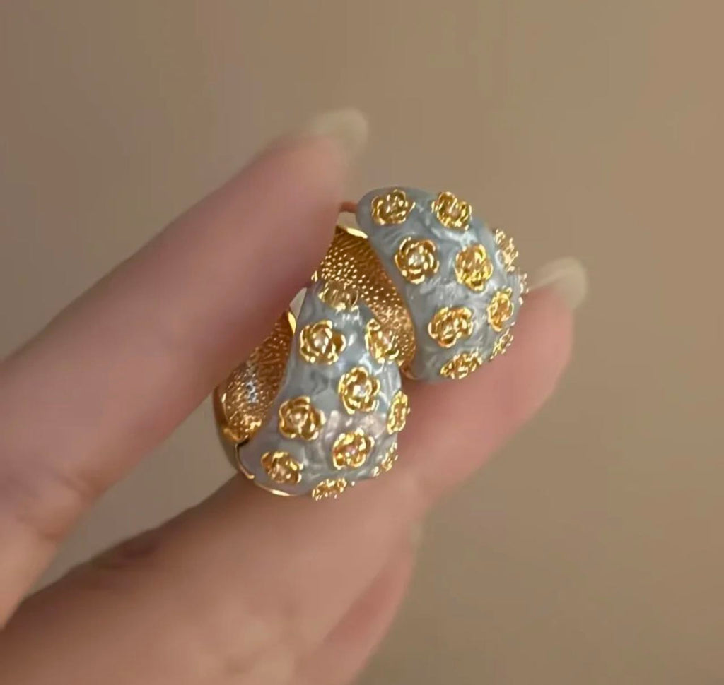 Golden Blossom Vintage Collection